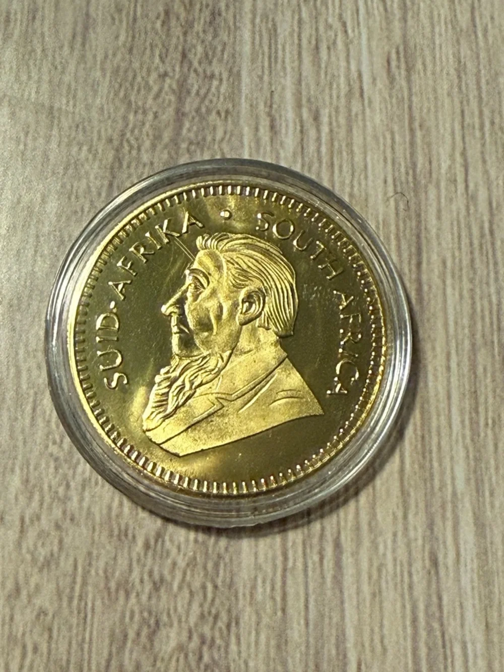 South Africa Gold Krugerrand Style Collectible Coin 1974 - Picture 1 of 3